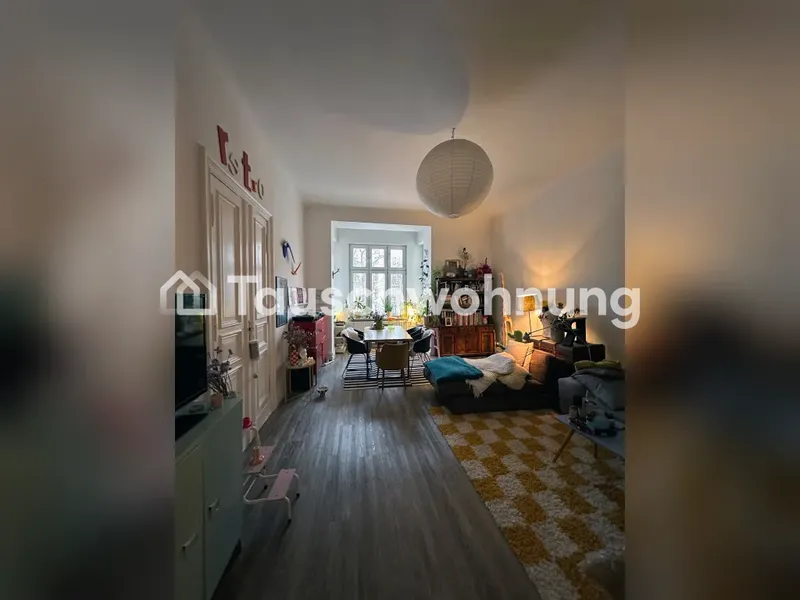 Tauschwohnung: Tausche große 3-Zimmer Wohnung gegen 2-Zimmer — photo 1